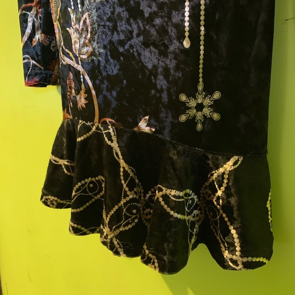 long sleeve velvet dress size M - Picture 10 of 13